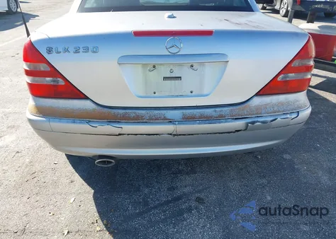 2002 Mercedes-Benz Slk 230 Kompressor z USA, uszkodzony, nr VIN WDBKK49F22F245284